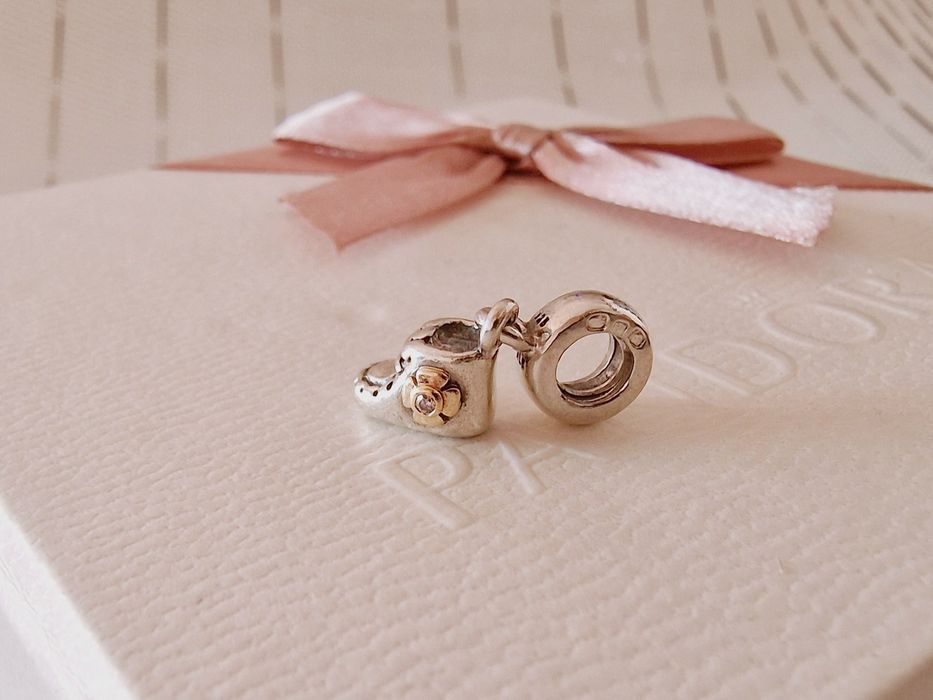 Pendente Bontinha de bebé rosa da Pandora Prata e Ouro