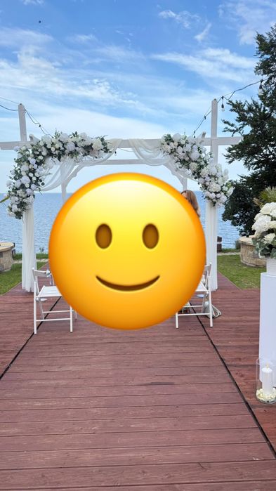 Duża kompozycja ślubna ze sztucznych kwiatów