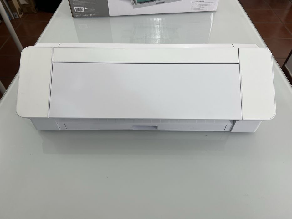 Silhouette Cameo 4 c/caixa original
