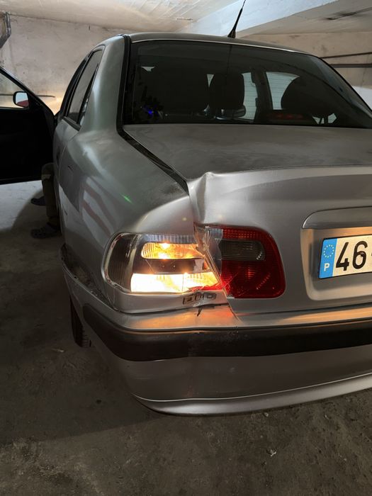 Vendo Mitsubishi carisma 1.9 diesel — photo 5