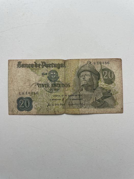Notas Antigas de Escudos