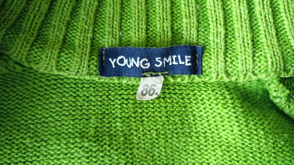 Sweter bluza zielona rozm. 86 (12-18 m.)