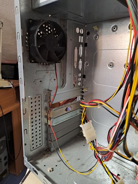 Caixa PC ATX com fonte