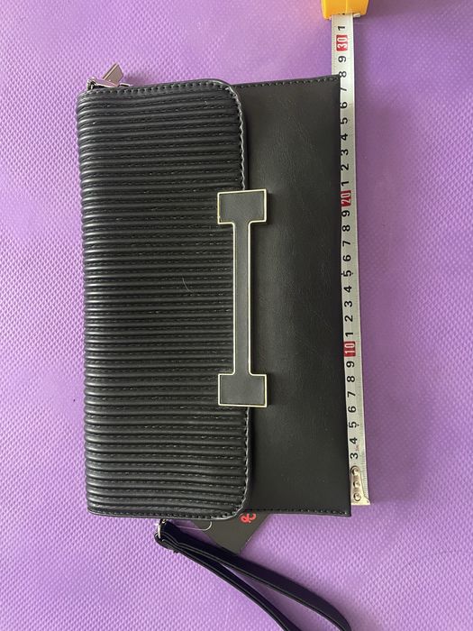 Клатч класичний новий