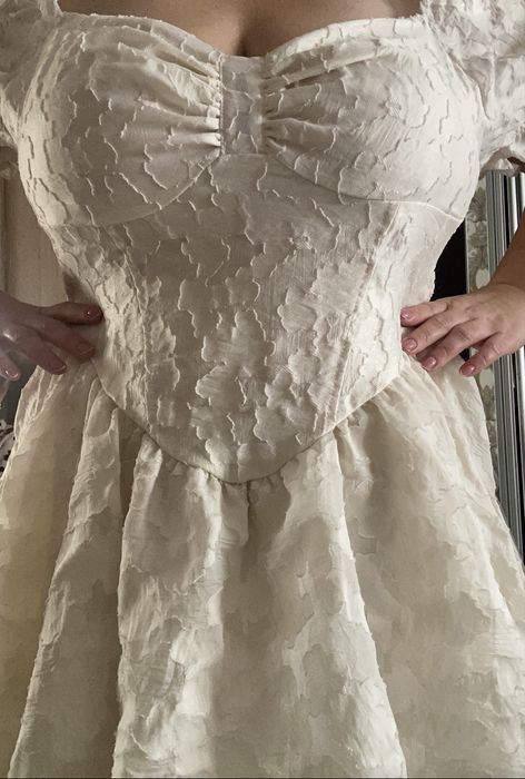 Шикарна стильна  сукня