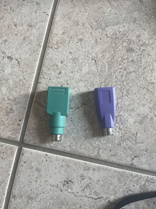 Vendo cabos/adaptadores/ligações etc