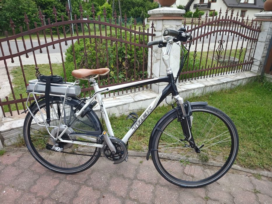 Rower elektryczny Trek nawigator T500