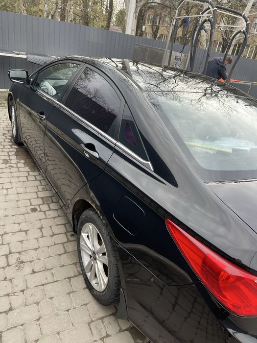 Hyundai Sonata 2012 Автомат | 2.0 Газ/Бензин | Власник, 2 комплекти нової гуми