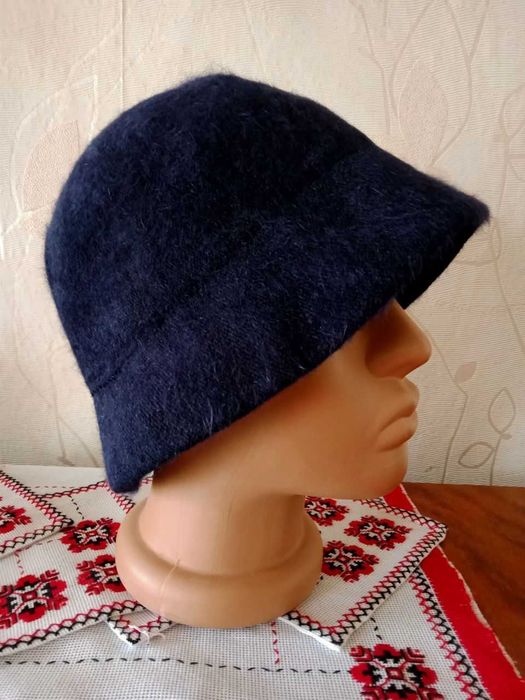 Капелюхи різної форми й фасону