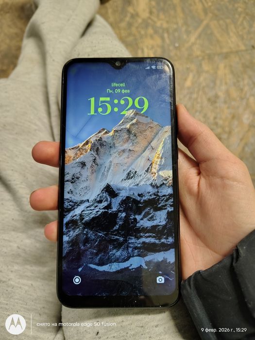 Xiaomi Redmi note 8 4/64 Samsung s6 3/32 iPhone SE 2016 2/32