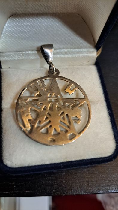 Pendente medalha pentagrama em prata.
