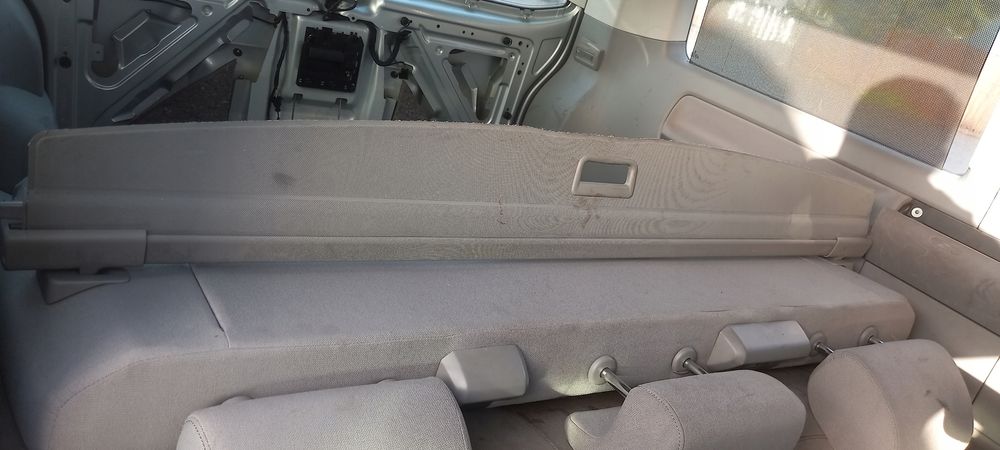 vw t5 multivan roleta bagażnika szara 7h5867773
