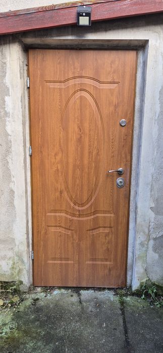 Sprzedam drzwi wejściowe