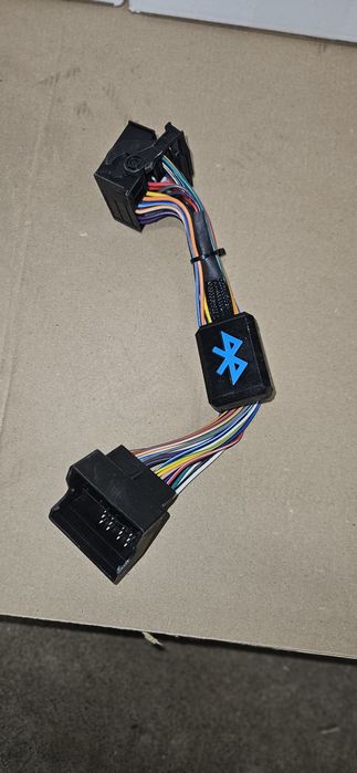 ADAPTER MODUŁ BLUETOOTH AUX DO Audi Vw Seat Skoda Jak nowy Wysyłka