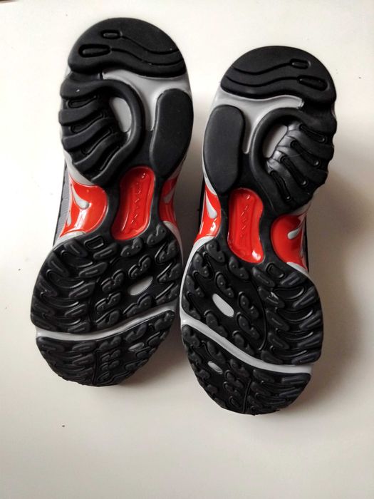 Nowe nieużywane sneakersy Reebok