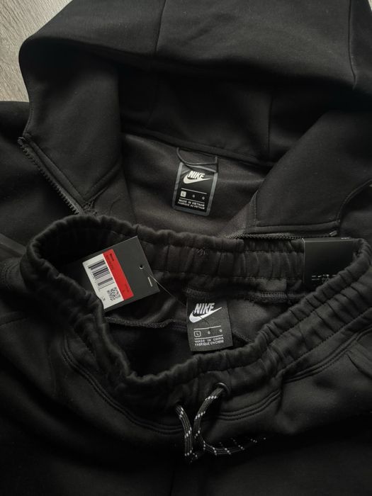 Dres nike tech fleece