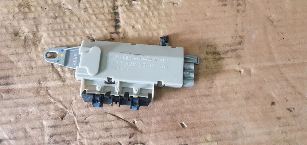 Wzmacniacz anteny moduł Mercedes W211 A2118203089