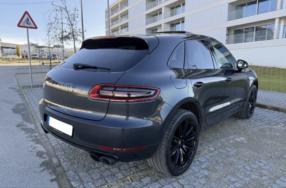 Porche Macan 2.0 PDK/ IUC 258€