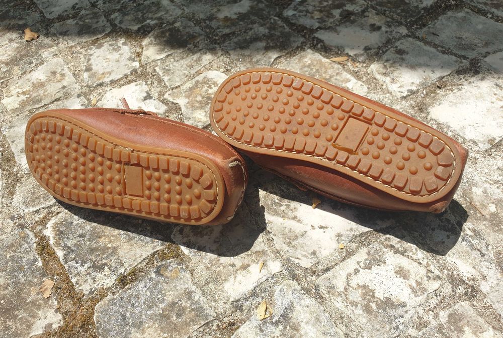 Sapatos vela tamanho 24
