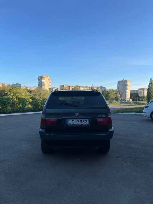 Продам машину bmv x5