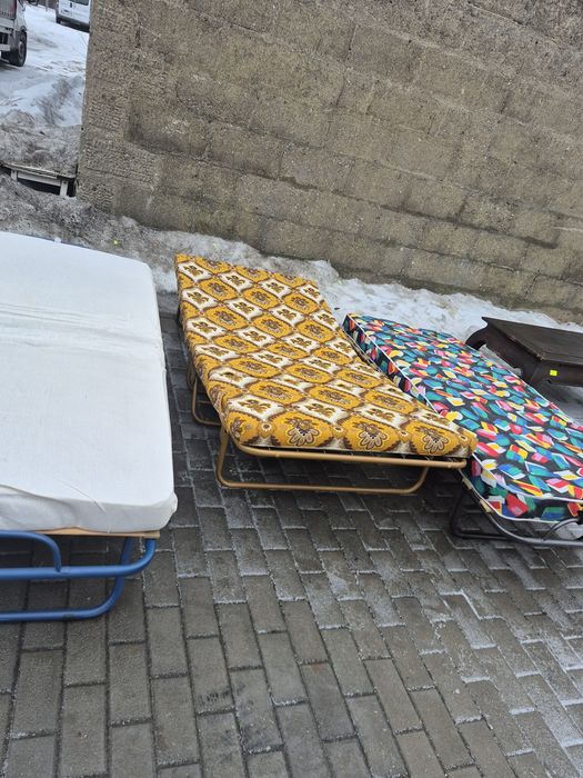 Praktyczne łóżko polowe
