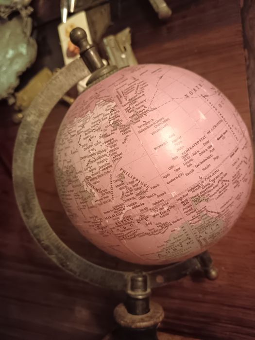 Globo terrestre pequeno