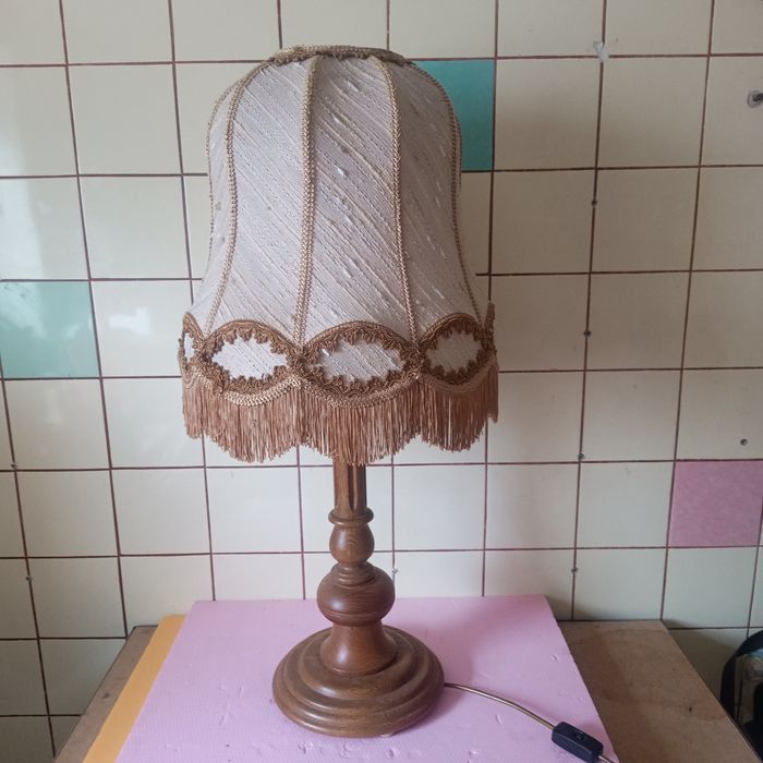 Duża, piękna lampa nocna.Styl Vintage.