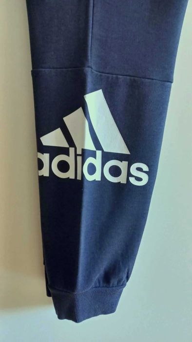 Spodnie dresowe ADIDAS r.176 (15-16Y) DRESY granatowe chłopięce, unisex BDB+