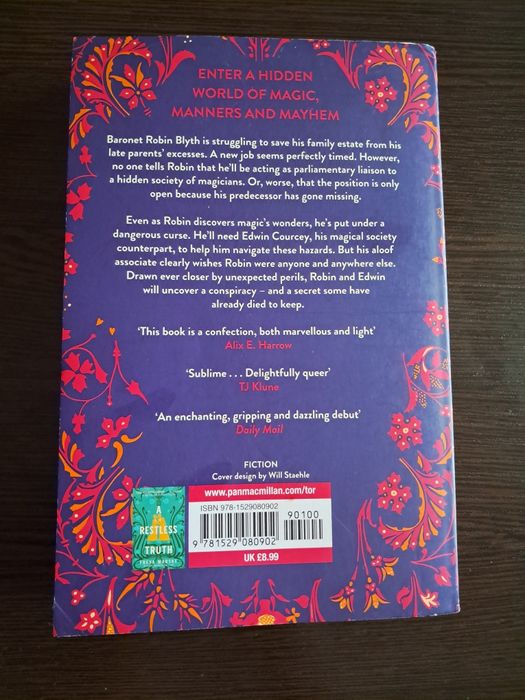 Книга Freya Marske "A Marvellous Light"