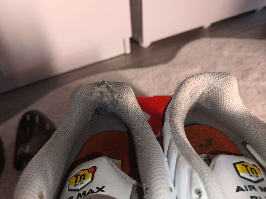 Nike Air Max Plus TN III White Red  (44)