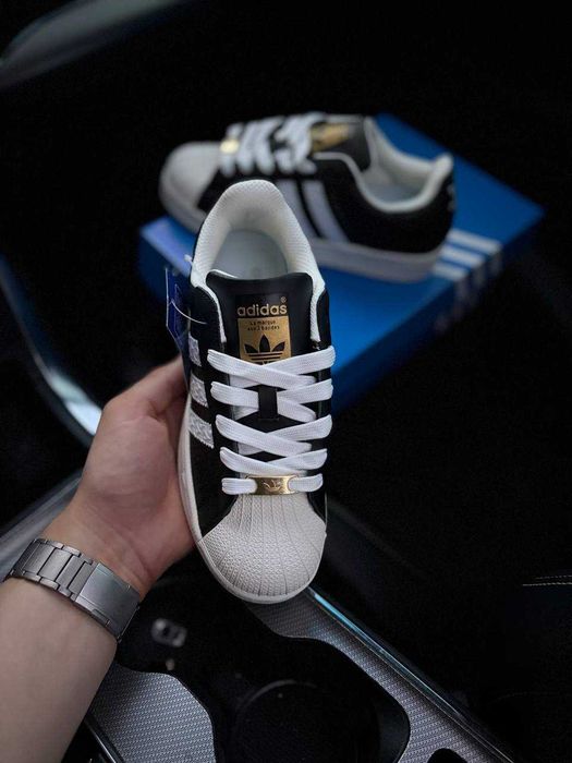 Adidas Superstar Black White жіночі кеди кросівки Адідас суперстар НАЛОЖКА