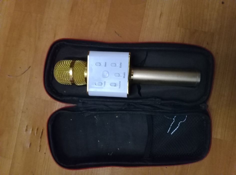 Продам мікоофон-караоке