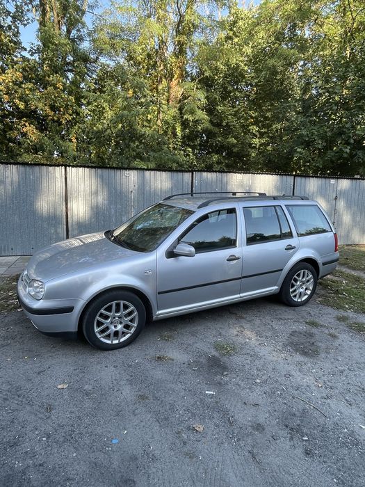 Volkswagen Golf Variant