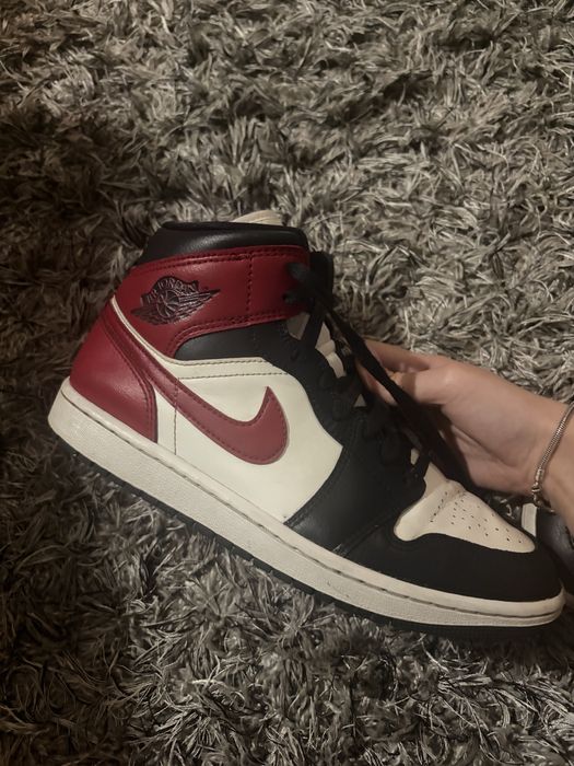 Nike Air Jordan 1 High czarno czerwono białe rozmiar 40,5