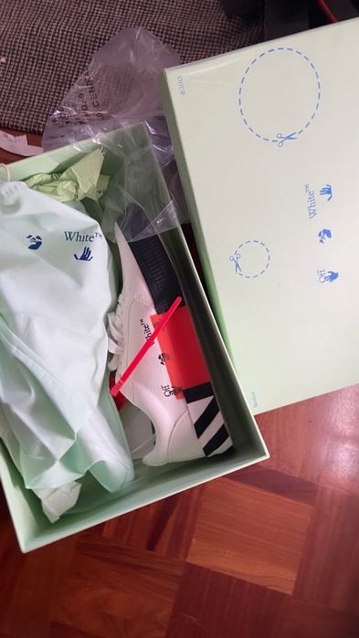 Off white vulcaned