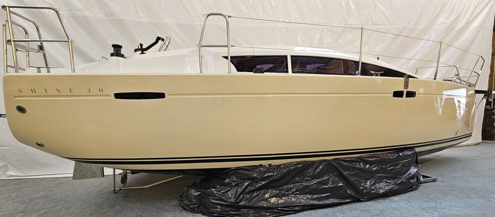 Jacht żaglowy Shine 30 - nowy