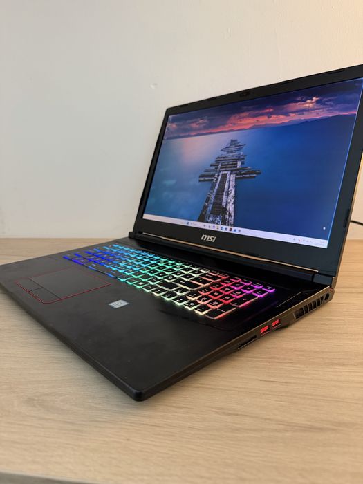 Portátil Gaming MSI GE73 Raider RGB 8RF