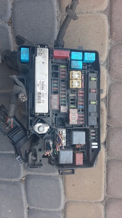 Toyota Prius 3 1.8 Skrzynka Bezpiecznikow 82.641-75.070 Gwarancja