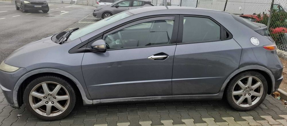 Honda Civic 1.8 i-VTEC Sport (Matrícula SK)