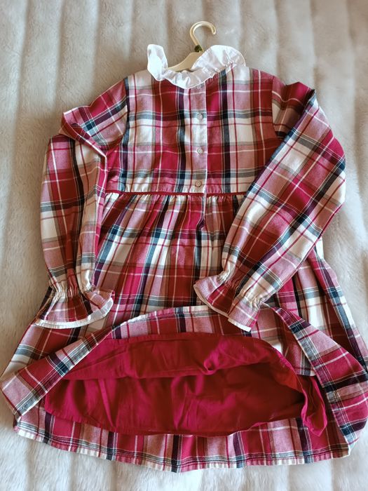 Vestidos menina NOVOS  t8/10