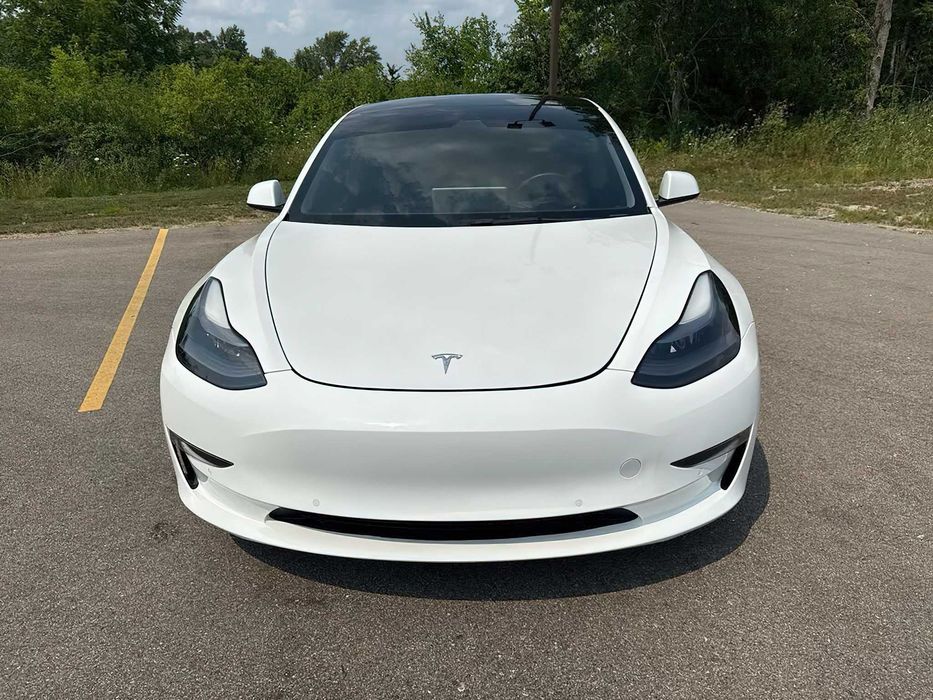 Tesla Model 3 Performance      2022