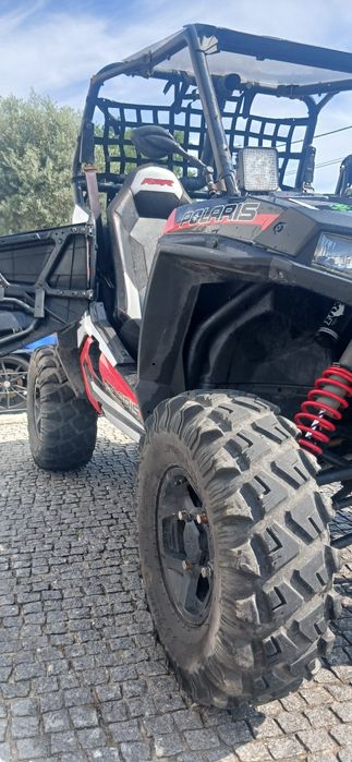 Polaris 900s preto