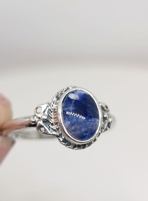 Pierścionek srebrny lapis lazuli rozmiar 16