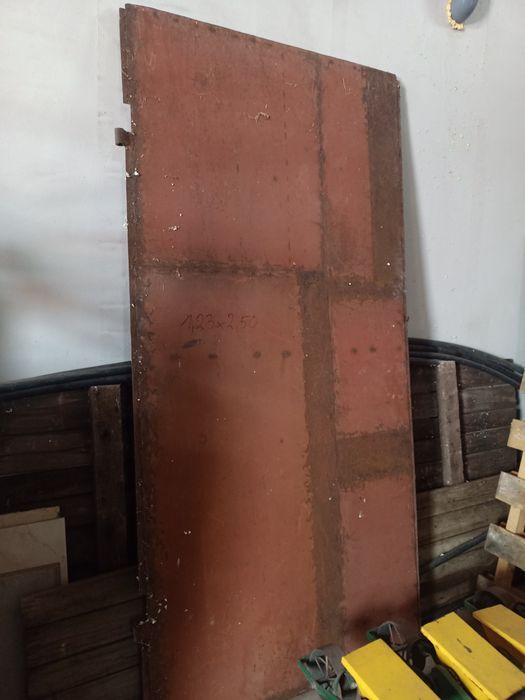 Drzwi garazowe z katownika +blacha stalowa