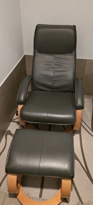 Крісло-Реклайнер зі Шкіри та Пуф