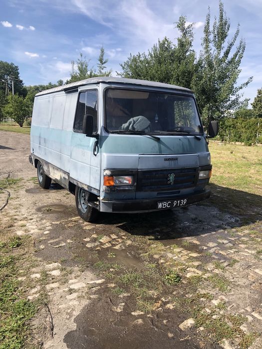 Peugeot J9 klasyk youngtimer bus camper kamper foodtruck zamiana motor ...