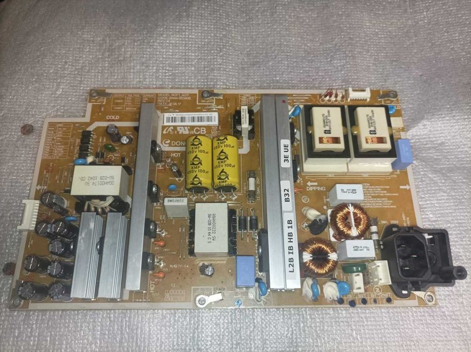 Samsung LE40C530F1W---розбiр битого