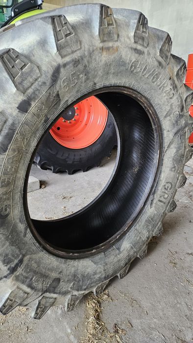 Opona 650 65 R 42 Mitas Vredestein Michelin
