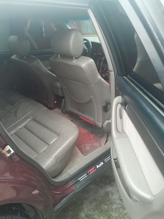 Продається  Ауді а6 с4