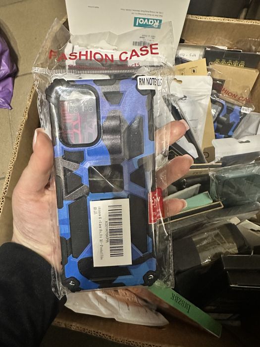 Box akcesoria gsm iphone , samsung , xiaomi